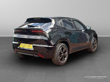 ALFA ROMEO CERTIFIED Alfa Romeo Junior 1.2 Mhev Ibrida E-dct Euro 6 (s/s) 5dr Used Car - Suv Hybrid Black - Leicester - 537856_3