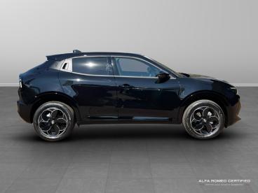 ALFA ROMEO CERTIFIED Alfa Romeo Junior 1.2 Mhev Ibrida E-dct Euro 6 (s/s) 5dr Used Car - Suv Hybrid Black - Leicester - 537857_2