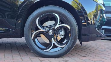 ALFA ROMEO CERTIFIED Alfa Romeo Junior 1.2 Mhev Ibrida E-dct Euro 6 (s/s) 5dr Used Car - Suv Hybrid Black - Leicester - 540803_4