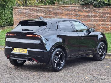 SPOTICAR Alfa Romeo Junior 1.2 Mhev Ibrida E-dct Euro 6 (s/s) 5dr Used Car - Suv Hybrid Black - Hemel Hempstead - 800555812_4