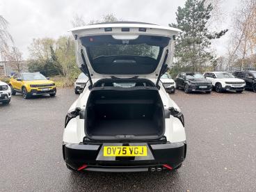 ALFA ROMEO CERTIFIED Alfa Romeo Junior 1.2 Mhev Ibrida E-dct Euro 6 (s/s) 5dr Used Car - Suv Hybrid White - Kidlington - 557349_5