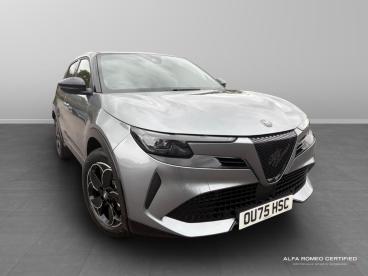 ALFA ROMEO CERTIFIED Alfa Romeo Junior 1.2 Mhev Ibrida E-dct Euro 6 (s/s) 5dr Used Car - Suv Hybrid Grey - Kidlington - 559106_1