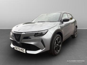 ALFA ROMEO CERTIFIED Alfa Romeo Junior 1.2 Mhev Ibrida E-dct Euro 6 (s/s) 5dr Used Car - Suv Hybrid Grey - Kidlington - 559106_3