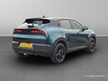 ALFA ROMEO CERTIFIED Alfa Romeo Junior 1.2 Mhev Ibrida E-dct Euro 6 (s/s) 5dr Used Car - Suv Hybrid Blue - Slough - 559936_3