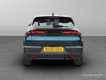 ALFA ROMEO CERTIFIED Alfa Romeo Junior 1.2 Mhev Ibrida E-dct Euro 6 (s/s) 5dr Used Car - Suv Hybrid Blue - Slough - 559936_5