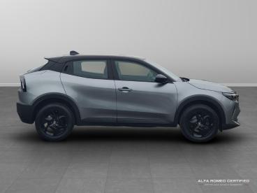 ALFA ROMEO CERTIFIED Alfa Romeo Junior 1.2 Mhev Ibrida E-dct Euro 6 (s/s) 5dr Used Car - Suv Hybrid Grey - Kidlington - 564257_2