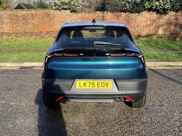 SPOTICAR Alfa Romeo Junior 1.2 Mhev Ibrida E-dct Euro 6 (s/s) 5dr Used Car - Suv Hybrid Multicolour - Hemel Hempstead - 800574701_3