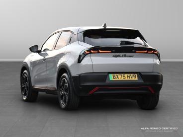 ALFA ROMEO CERTIFIED Alfa Romeo Junior 54kwh Elettrica Speciale Auto 5dr Used Car - Suv Electric Beige - Nuneaton - 578162_3