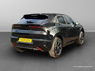 ALFA ROMEO CERTIFIED Alfa Romeo Junior 1.2 Mhev Ibrida E-dct Euro 6 (s/s) 5dr Used Car - Suv Hybrid Black - Leicester - 580385_3