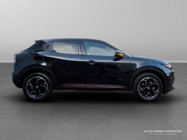 ALFA ROMEO CERTIFIED Alfa Romeo Junior 54kwh Elettrica Speciale Auto 5dr Used Car - Suv Electric  - Colchester - 583808_2