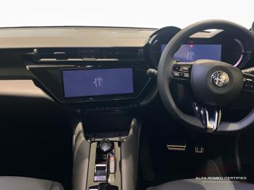 ALFA ROMEO CERTIFIED Alfa Romeo Junior 1.2 Mhev Ibrida E-dct Euro 6 (s/s) 5dr Used Car - Suv Hybrid Blue - Chiswick - 585492_4