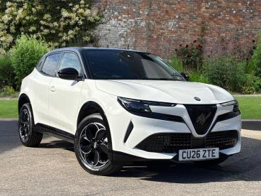 ALFA ROMEO CERTIFIED Alfa Romeo Junior 1.2 Mhev Ibrida E-dct Euro 6 (s/s) 5dr Used Car - Suv Hybrid White - Swansea - 591617_1