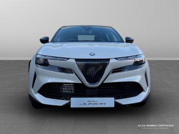 ALFA ROMEO CERTIFIED Alfa Romeo Junior 1.2 Mhev Ibrida E-dct Euro 6 (s/s) 5dr Used Car - Suv Hybrid Beige - Colchester - 591697_2