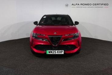 SPOTICAR Alfa Romeo Junior 54kwh Elettrica Veloce Auto 5dr Used Car - Suv Electric Red - Uk - 1200595957_2