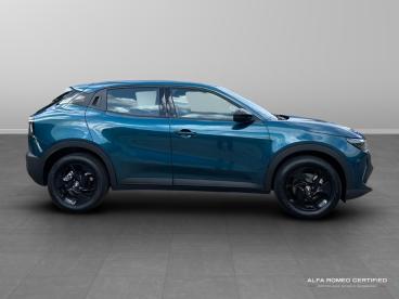 SPOTICAR Alfa Romeo Junior 1.2 Mhev Ibrida E-dct Euro 6 (s/s) 5dr Used Car - Suv Hybrid Blue - Birmingham - 800596666_2