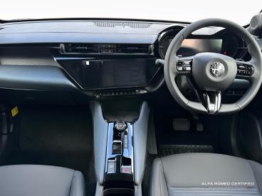 SPOTICAR Alfa Romeo Junior 1.2 Mhev Ibrida E-dct Euro 6 (s/s) 5dr Used Car - Suv Hybrid Blue - Birmingham - 800596666_4