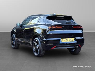 ALFA ROMEO CERTIFIED Alfa Romeo Junior 1.2 Mhev Ibrida E-dct Euro 6 (s/s) 5dr Used Car - Suv Hybrid Black - Leicester - 596999_2