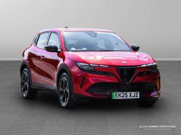 ALFA ROMEO CERTIFIED Alfa Romeo Junior 54kwh Elettrica Speciale Auto 5dr Used Car - Suv Electric Red - Nuneaton - 597342_1