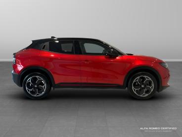 SPOTICAR Alfa Romeo Junior 54kwh Elettrica Speciale Auto 5dr Used Car - Suv Electric Red - Chiswick - 800601033_2