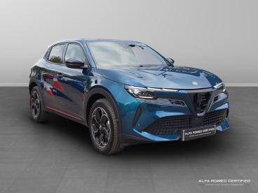 ALFA ROMEO CERTIFIED Alfa Romeo Junior 54kwh Elettrica Speciale Auto 5dr Used Car - Suv Electric Green - Leicester - 601705_1