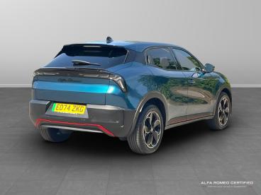 ALFA ROMEO CERTIFIED Alfa Romeo Junior 54kwh Elettrica Speciale Auto 5dr Used Car - Suv Electric Blue - Colchester - 605097_5