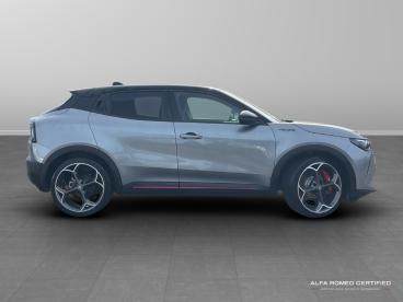 ALFA ROMEO CERTIFIED Alfa Romeo Junior  Used Car - Suv Electric Grey - Salford - 606518_2
