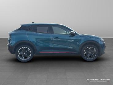 ALFA ROMEO CERTIFIED Alfa Romeo Junior 54kwh Elettrica Speciale Auto 5dr Used Car - Suv Electric Blue - Salford - 606522_2