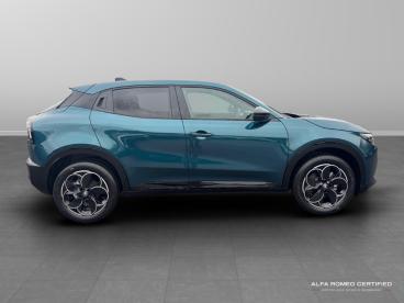 ALFA ROMEO CERTIFIED Alfa Romeo Junior 1.2 Mhev Ibrida E-dct Euro 6 (s/s) 5dr Used Car - Suv Hybrid Blue - Kidlington - 608370_2