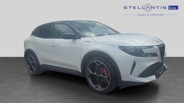 SPOTICAR Alfa Romeo Junior 54kwh Elettrica Veloce Auto 5dr Used Car - Suv Electric Multicolour - Sale - 1200609518_1