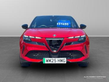 ALFA ROMEO CERTIFIED Alfa Romeo Junior  Used Car - Suv Electric Red - Kidlington - 610747_2