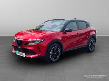ALFA ROMEO CERTIFIED Alfa Romeo Junior 54kwh Elettrica Speciale Auto 5dr Used Car - Suv Electric Red - Kidlington - 610748_3