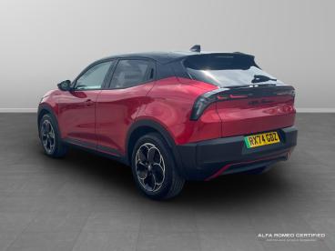 ALFA ROMEO CERTIFIED Alfa Romeo Junior 54kwh Elettrica Speciale Auto 5dr Used Car - Suv Electric Red - Kidlington - 610748_4