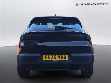ALFA ROMEO CERTIFIED Alfa Romeo Junior 1.2 Mhev Ibrida E-dct Euro 6 (s/s) 5dr Used Car - Suv Hybrid Black - Leicester - 612472_4