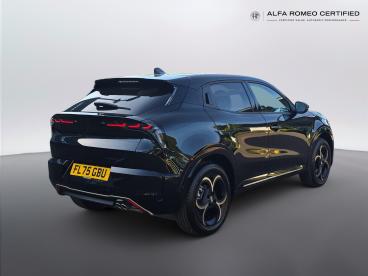 ALFA ROMEO CERTIFIED Alfa Romeo Junior 1.2 Mhev Ibrida Intensa E-dct Euro 6 (s/s) 5dr Used Car - Suv Hybrid Black - Leicester - 612473_3