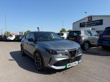 SPOTICAR Alfa Romeo Junior 54kwh Elettrica Veloce Auto 5dr Used Car - Suv Electric Grey - Cheltenham - 1200612493_1