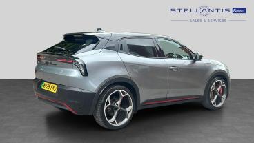 SPOTICAR Alfa Romeo Junior 54kwh Elettrica Veloce Auto 5dr Used Car - Suv Electric Multicolour - Stockport - 1200613688_3