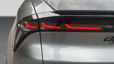 SPOTICAR Alfa Romeo Junior 54kwh Elettrica Veloce Auto 5dr Used Car - Suv Electric Multicolour - Stockport - 1200613688_5