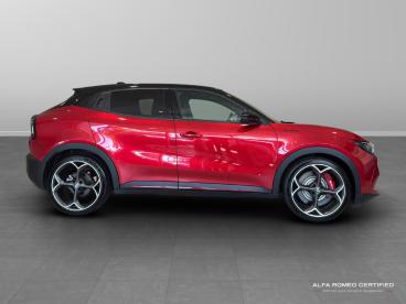 ALFA ROMEO CERTIFIED Alfa Romeo Junior  Used Car - Suv Electric Black - Chiswick - 615848_2
