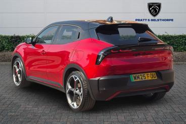 SPOTICAR Alfa Romeo Junior 54kwh Elettrica Veloce Auto 5dr Used Car - Suv Electric Red - Newark On Trent - 1200617631_3