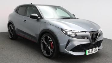 SPOTICAR Alfa Romeo Junior 54kwh Elettrica Veloce Auto 5dr Used Car - Suv Electric Grey - St. Austell - 1200617847_1