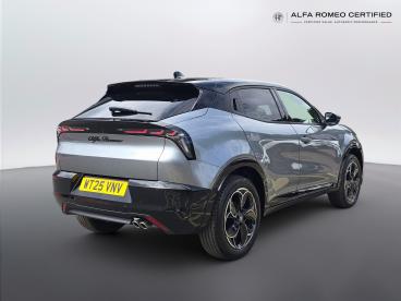 ALFA ROMEO CERTIFIED Alfa Romeo Junior 1.2 Mhev Ibrida E-dct Euro 6 (s/s) 5dr Used Car - Suv Hybrid Black - Leicester - 620474_4