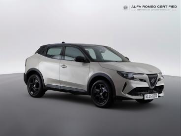 ALFA ROMEO CERTIFIED Alfa Romeo Junior 1.2 Mhev Ibrida E-dct Euro 6 (s/s) 5dr Used Car - Suv Hybrid Multicolour - Birmingham - 623717_1