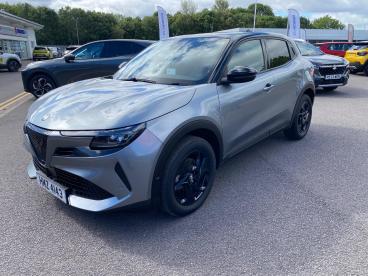 SPOTICAR Alfa Romeo Junior 1.2 Mhev Ibrida E-dct Euro 6 (s/s) 5dr Used Car - Suv Hybrid Grey - Shrewsbury - 1200627601_2