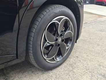 ALFA ROMEO CERTIFIED Alfa Romeo Junior 1.2 Mhev Ibrida E-dct Euro 6 (s/s) 5dr Used Car - Suv Hybrid Black - Swansea - 633119_4