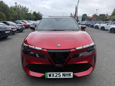 ALFA ROMEO CERTIFIED Alfa Romeo Junior  Used Car - Suv Electric Red - Colwyn Bay - 640050_2