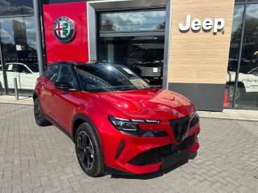 ALFA ROMEO CERTIFIED Alfa Romeo Junior  Used Car - Suv Hybrid Red - Slough - 640509_1
