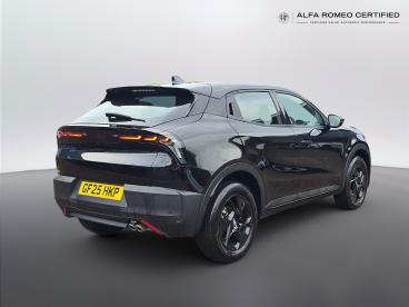 ALFA ROMEO CERTIFIED Alfa Romeo Junior 1.2 Mhev Ibrida E-dct Euro 6 (s/s) 5dr Used Car - Suv Hybrid Black - Leicester - 642683_3