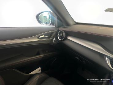 ALFA ROMEO CERTIFIED Alfa Romeo Stelvio 2.0t Tributo Italiano Auto Q4 Awd Euro 6 (s/s) 5dr Used Car - Suv Petrol Red - Slough - 545026_5
