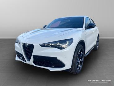 ALFA ROMEO CERTIFIED Alfa Romeo Stelvio 2.2 Td Veloce Auto Q4 Awd Euro 6 (s/s) 5dr Used Car - Suv Diesel White - Kidlington - 550247_3