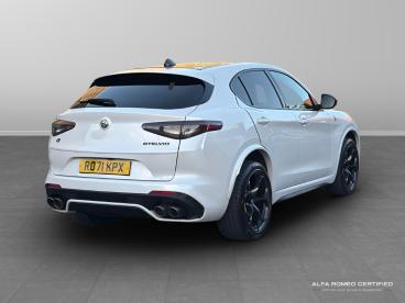 ALFA ROMEO CERTIFIED Alfa Romeo Stelvio 2.9 V6 Bi-turbo Quadrifoglio Auto Q4 Awd Euro 6 (s Used Car - Suv Petrol White - Slough - 553676_3